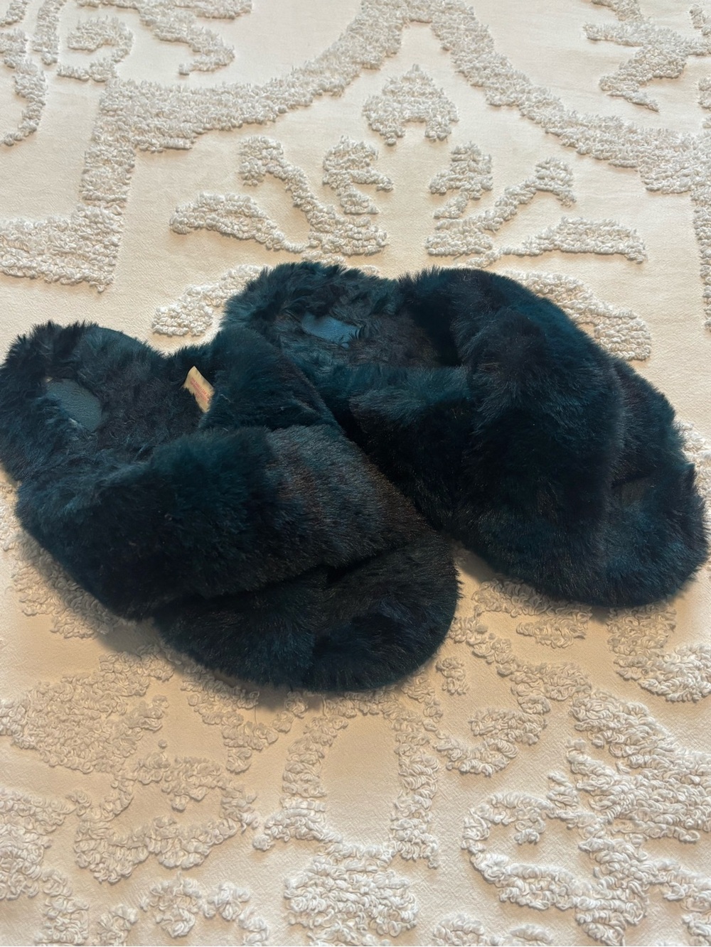 Victoria's Secret Teal Faux Fur Cross-Band Slippers
